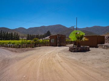 Parcelas  con agua de riego y electricidad lista para instalar. Sector La Calera, Valle del Elqui. Desde $29 millones