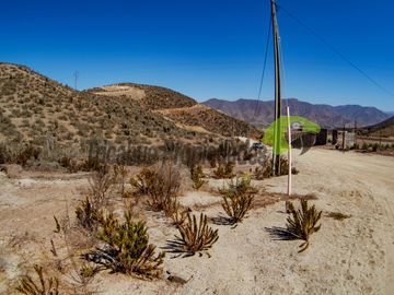 Parcelas  con agua de riego y electricidad lista para instalar. Sector La Calera, Valle del Elqui. Desde $29 millones