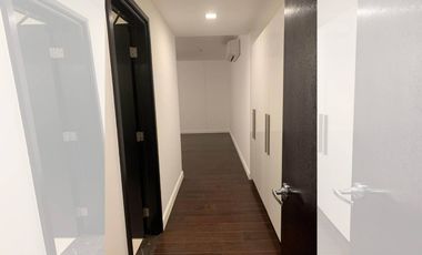 A FULLY FURNISHED 3 BEDROOM FOR LEASE IN TAGUIG