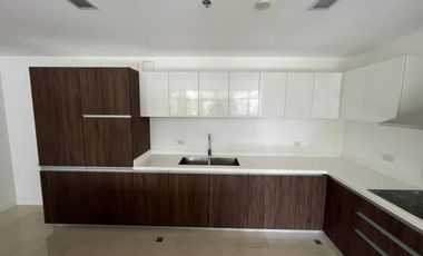 A FULLY FURNISHED 3 BEDROOM FOR LEASE IN TAGUIG