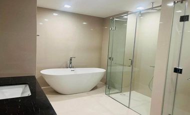 A FULLY FURNISHED 3 BEDROOM FOR LEASE IN TAGUIG