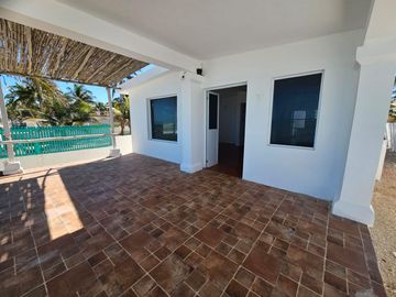 DOS VILLAS FRENTE AL MAR EN CHUBURNA PROGRESO