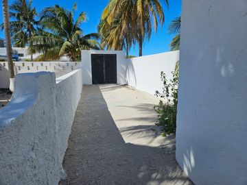 DOS VILLAS FRENTE AL MAR EN CHUBURNA PROGRESO