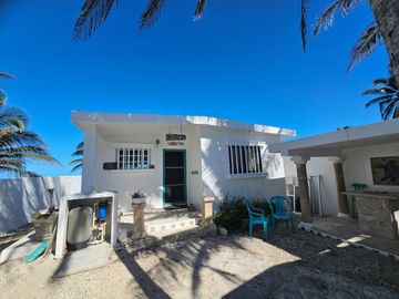 DOS VILLAS FRENTE AL MAR EN CHUBURNA PROGRESO