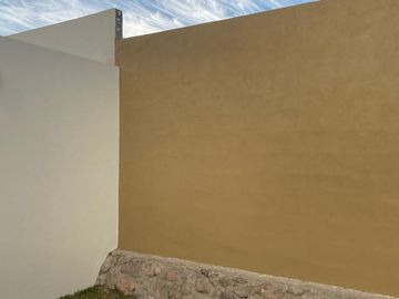 Hermosa Casa en Venta en Cañadas del Arroyo 2a Sección con Recámara en PB