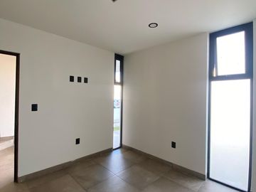Hermosa Casa en Venta en Cañadas del Arroyo 2a Sección con Recámara en PB