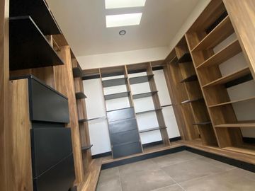 Hermosa Casa en Venta en Cañadas del Arroyo 2a Sección con Recámara en PB