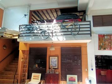 GUADALUPE NUEVO, MAKATI CITY HOUSE AND LOT FOR SALE 3-STOREY, LOT @ 281 SQM
