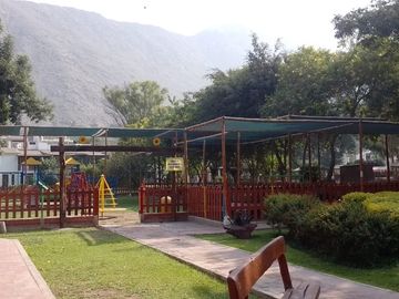 VENTA DE CASA EN CHACLACAYO 2 PISOS + AZOTEA