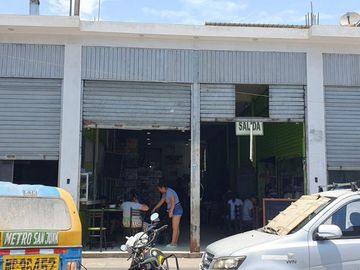 TRASPASO PEQUEÑO LOCAL SÚPER COMERCIAL EN SJM