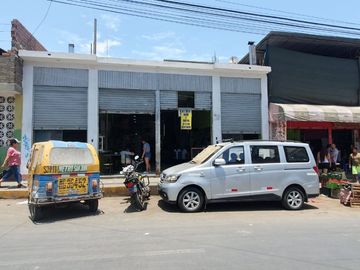 TRASPASO PEQUEÑO LOCAL SÚPER COMERCIAL EN SJM