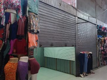 TRASPASO PEQUEÑO LOCAL SÚPER COMERCIAL EN SJM