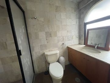 Casa en renta en el Club de Golf los Encinos, Lerma