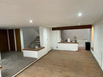 Casa en renta en el Club de Golf los Encinos, Lerma