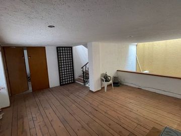 Casa en renta en el Club de Golf los Encinos, Lerma