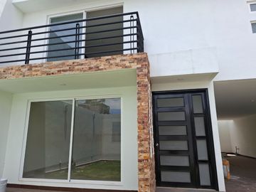 CASA EN VENTA EN CACALOMACAN TOLUCA