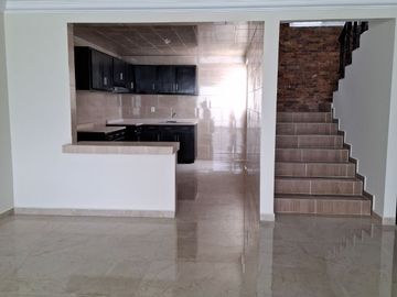 CASA EN VENTA EN CACALOMACAN TOLUCA