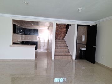 CASA EN VENTA EN CACALOMACAN TOLUCA