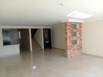 CASA EN VENTA EN CACALOMACAN TOLUCA