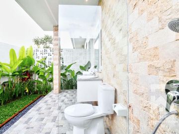 Modern 3 Bedroom Villa with Ricefield View in Ubud Bali for Sale Leasehold
