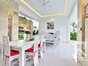 Modern 3 Bedroom Villa with Ricefield View in Ubud Bali for Sale Leasehold