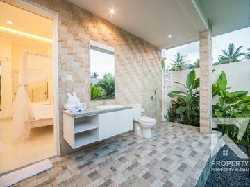 Modern 3 Bedroom Villa with Ricefield View in Ubud Bali for Sale Leasehold