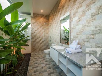 Modern 3 Bedroom Villa with Ricefield View in Ubud Bali for Sale Leasehold