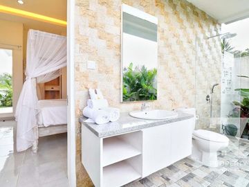 Modern 3 Bedroom Villa with Ricefield View in Ubud Bali for Sale Leasehold