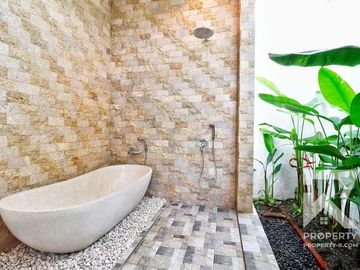Modern 3 Bedroom Villa with Ricefield View in Ubud Bali for Sale Leasehold