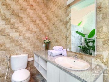 Modern 3 Bedroom Villa with Ricefield View in Ubud Bali for Sale Leasehold
