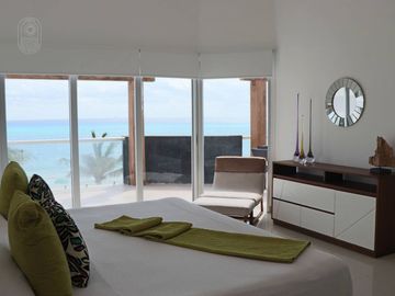 DEPARTAMENTO FRENTE AL MAR DE 3 HABITACIONES ENTREGA INMEDIATA EN CORASOL PLAYA DEL CARMEN