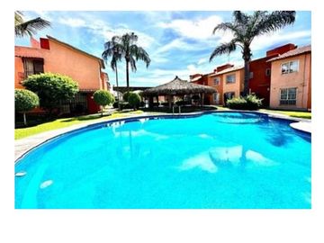 $1,399,999 Una Casa en Temixco a unos Pasos de Ex Hacienda Temixco con Alberca, Temixco Morelos