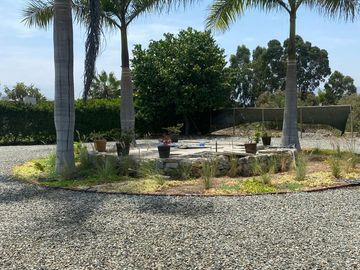 SE VENDE CASA DE CAMPO CON PISCINA DENTRO DE CONDOMINIO EN MALA