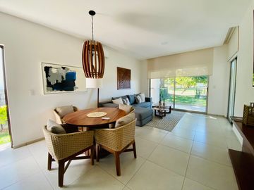 Departamento en campo de golf Paraiso country club con 4 habitaciones excelentes vistas Cuernavaca