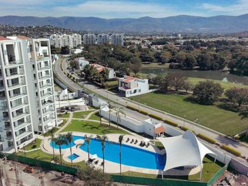 Departamento en campo de golf Paraiso country club con 4 habitaciones excelentes vistas Cuernavaca