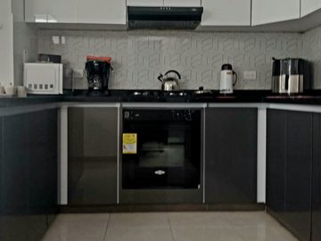 VENTA  CASA TRES NIVELES ESQUINERA -REMODELADA-QUINTAS DEL LILI 2