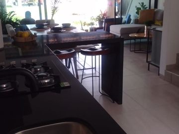 SE VENDE Casa en condominio con Alberca Xochitepec