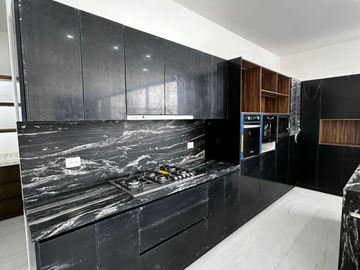 VENTA RESIDENCIA NUEVA, ESTRENALA AL nORTE DE ags COTO CON ALBERCA zona campanario y calicantos con roof garden y 4 recamaras