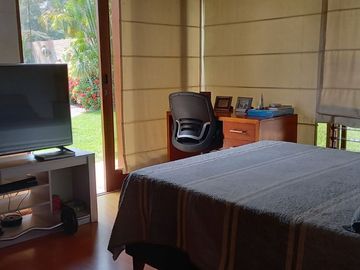 Vendo y/o Alquilo Linda casa en La Planicie