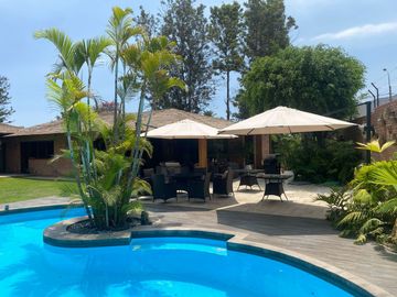Vendo y/o Alquilo Linda casa en La Planicie
