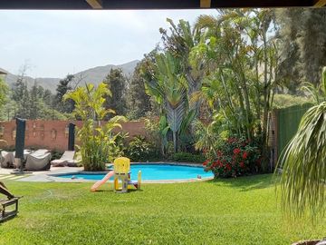 Vendo y/o Alquilo Linda casa en La Planicie
