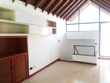 PR16002 Casa en arriendo en el sector El Tesoro