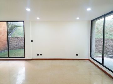 PR16002 Casa en arriendo en el sector El Tesoro