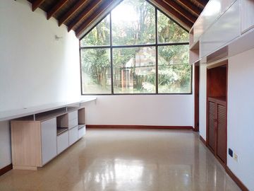 PR16002 Casa en arriendo en el sector El Tesoro