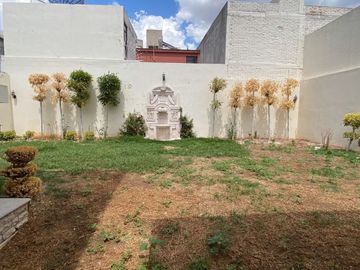 CASA EN VENTA JARDINES DE LA ASUNCION AL SUR DE AGUASCALIENTES (IÑAKI)