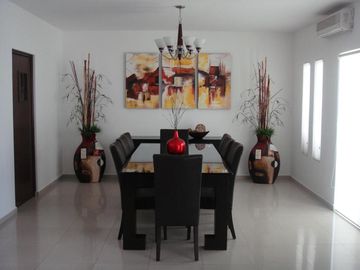 Casa en Venta en Cumbres 6 sector
