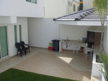 Casa en Venta en Cumbres 6 sector