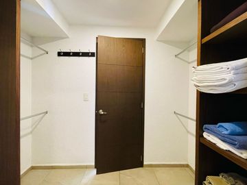 PARAISO COUNTRY CLUB, GARDEN HOUSE, 3 RECAMARAS, TERRAZA