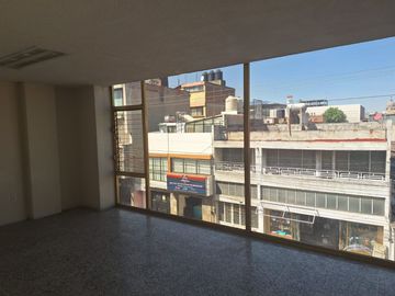 Edificio en renta en Pino Suárez Toluca