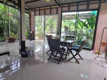 ขายบ้านเดี่ยว 2 หลัง ในพื้นที่ 200 ตร.วา อ.สันทราย เชียงใหม่